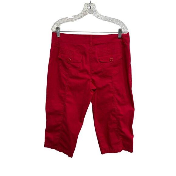 Style & Co Mid Rise Capri Pants Red Sz 12 Button Red Cotton Blend Casual Wear - Picture 2 of 10